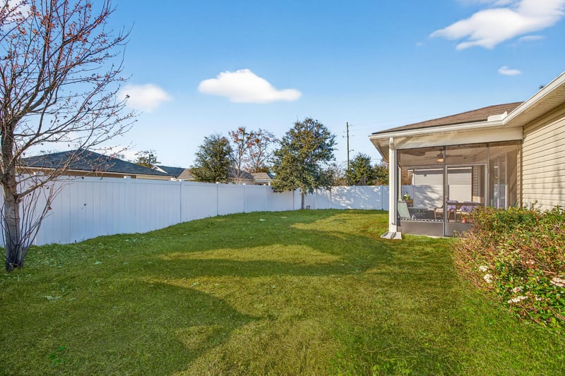 Backyard A1 - Grass-Enhanced at 6308 Thatcher, Jacksonville, FL 32222