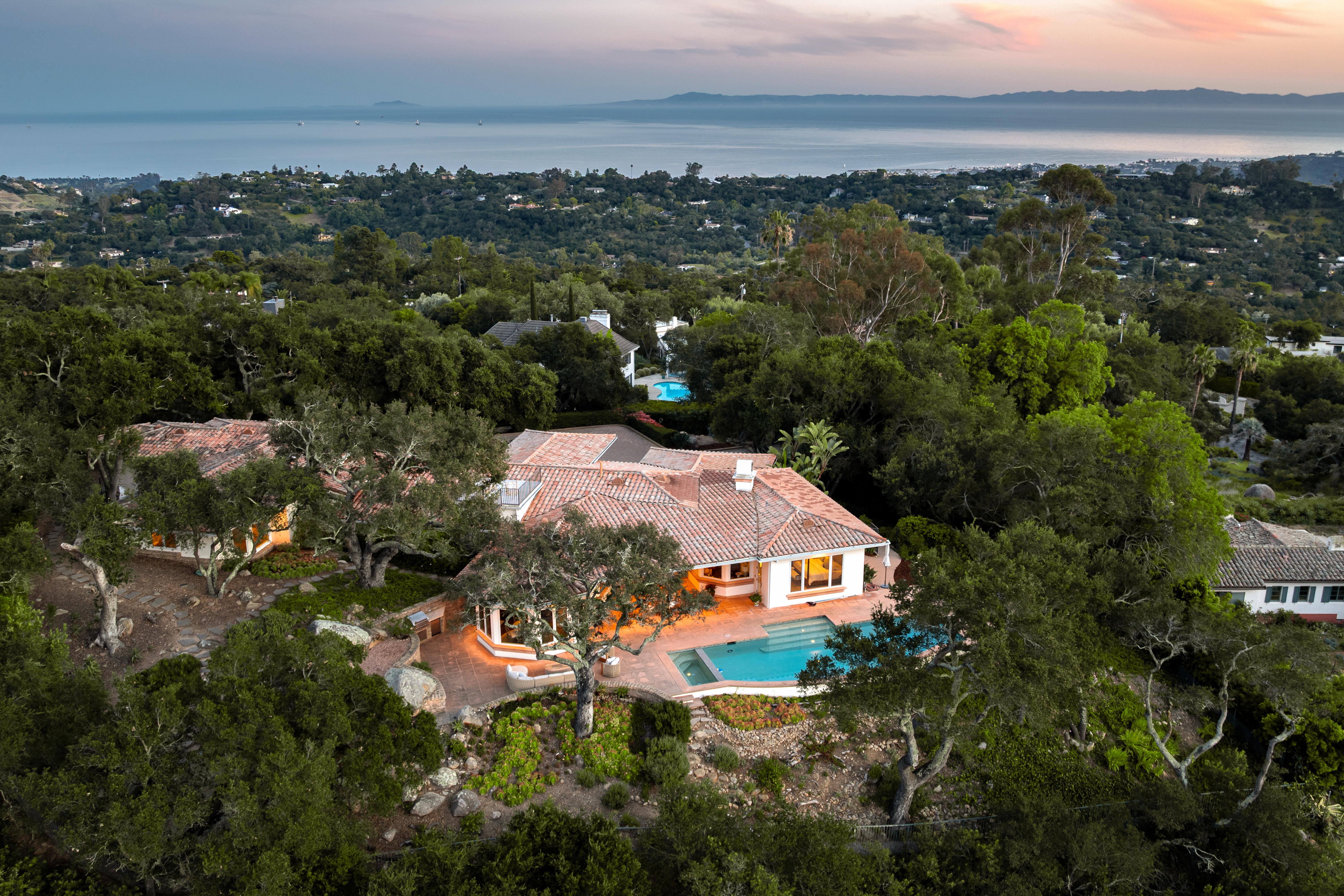Matterport virtual tour of 5,000 sq ft residence at 450 El Cielito Rd, Santa Barbara — real estate photography Matterport 3D walkthrough capturing open-plan living spaces with views toward the Montecito foothills. Our team captured still photography, aerial drone photography, twilight photography, a Matterport virtual tour, a 2D floor plan, and a custom property website from afternoon through twilight.