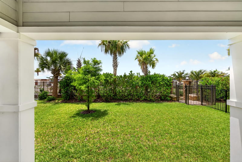 Photo 42 of 527 Marquesa Cir, St. Johns, FL 32259, photographed by Megapixeler
