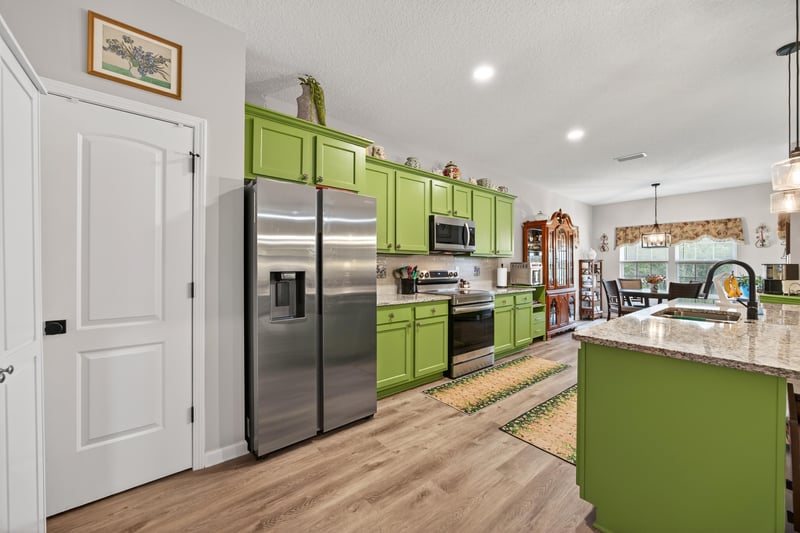 Photo 15 of 2074 Paloma Ct, Middleburg, FL 32068, photographed by Megapixeler