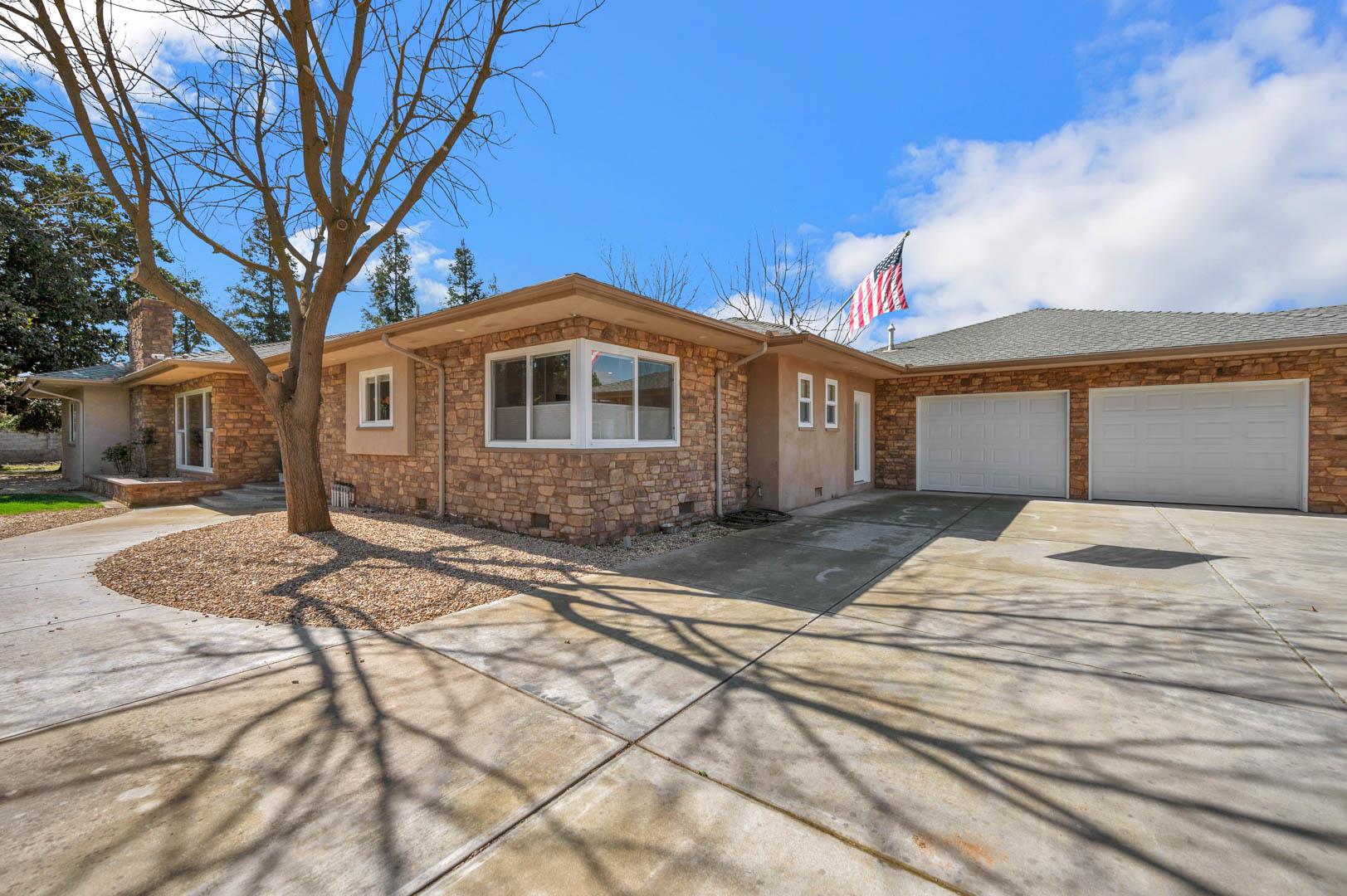 4481 N Palm Ave, photo 42