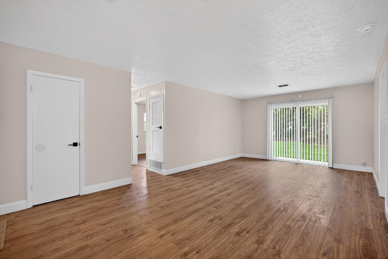 Photo 5 of 2839 Loran Dr W, Jacksonville, FL 32216, photographed by Megapixeler
