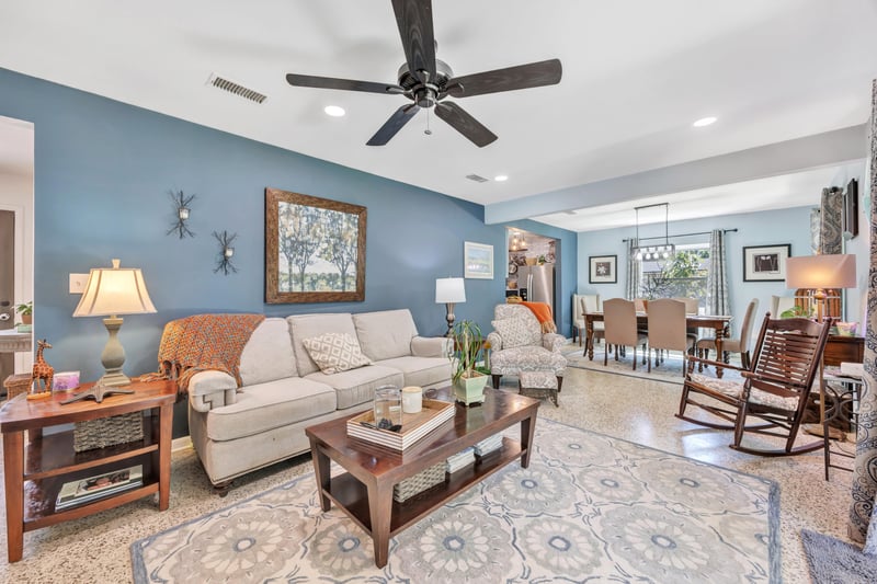 Photo 8 of 1008 Las Robida Dr, Jacksonville, FL 32211, photographed by Megapixeler