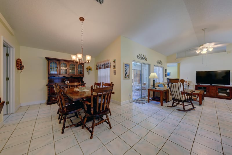 Photo 10 of 4070 Red Pine Ln, St. Augustine, FL 32086, photographed by Megapixeler