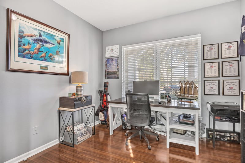 Photo 33 of 3954 Lionheart Dr, Jacksonville, FL 32216, photographed by Megapixeler