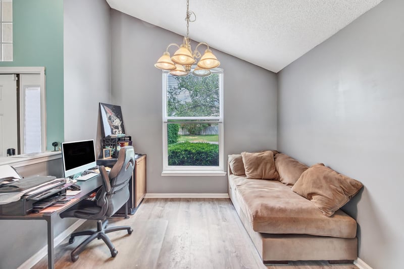Photo 6 of 3719 Sea Hawk St E, Jacksonville, FL 32224, photographed by Megapixeler