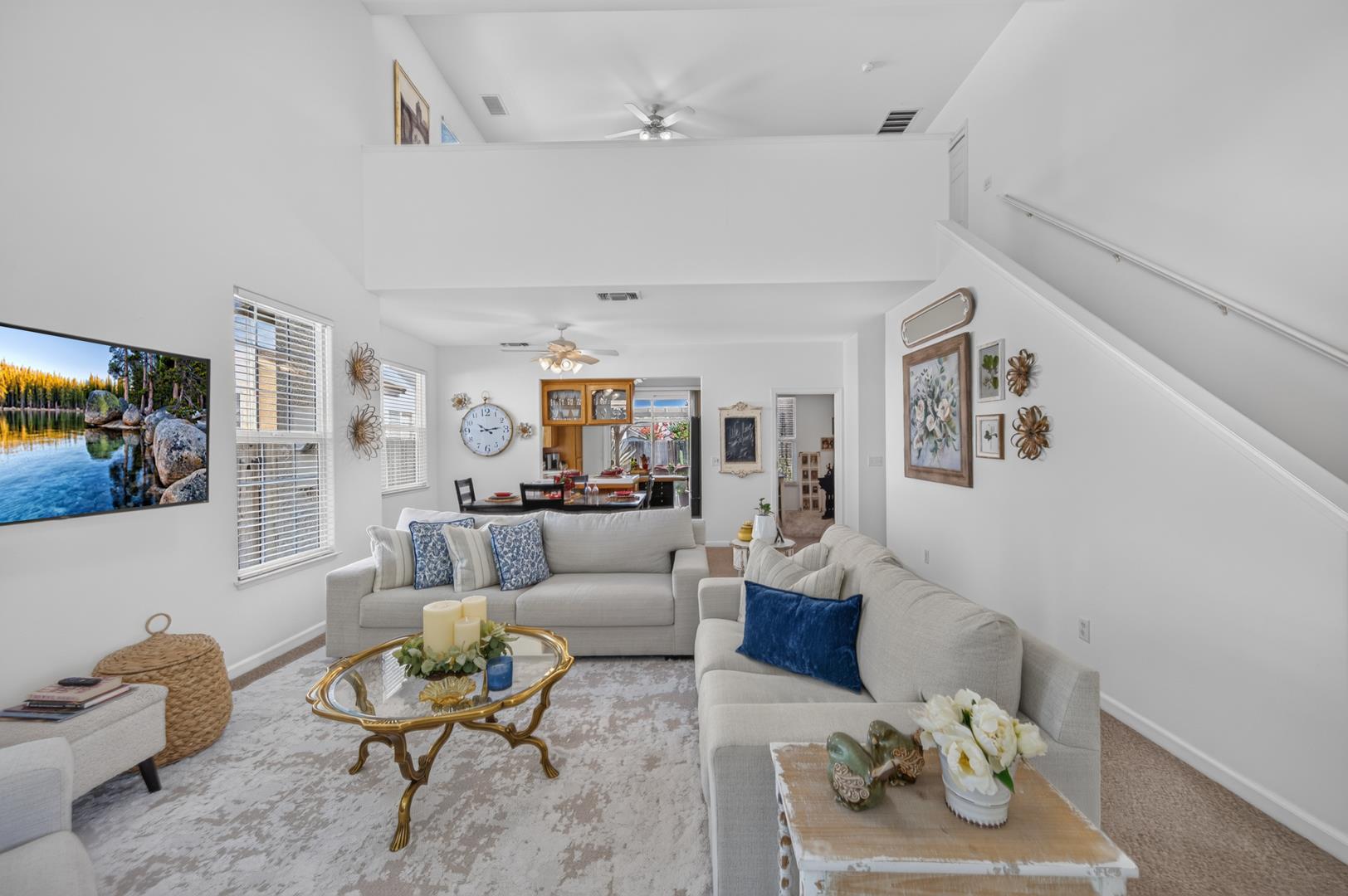 337 Village Dr, photo 40