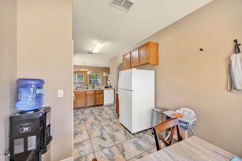 Photo 13 of 8064 Tuxford Ln, Jacksonville, FL 32244, photographed by Megapixeler