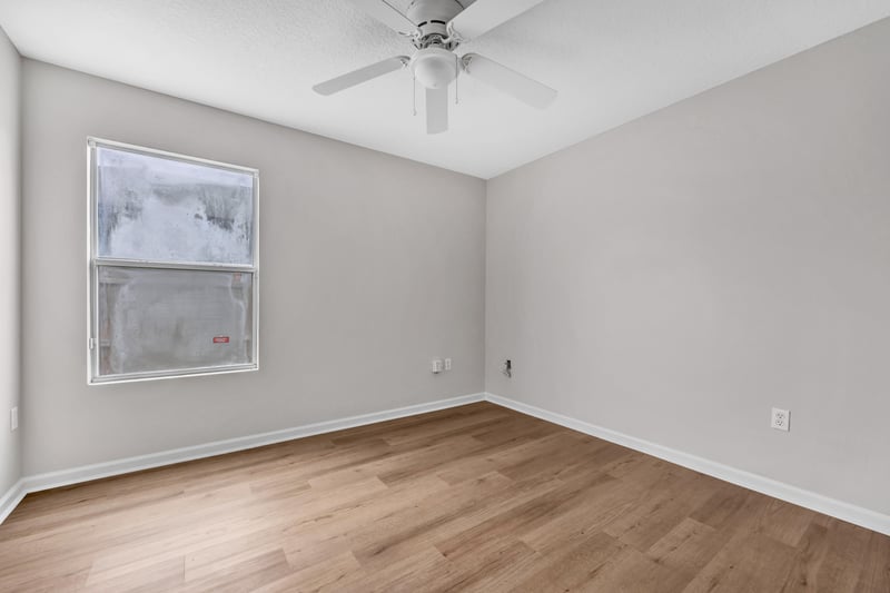 Photo 10 of 8345 Oden Ave, Jacksonville, FL 32216, photographed by Megapixeler