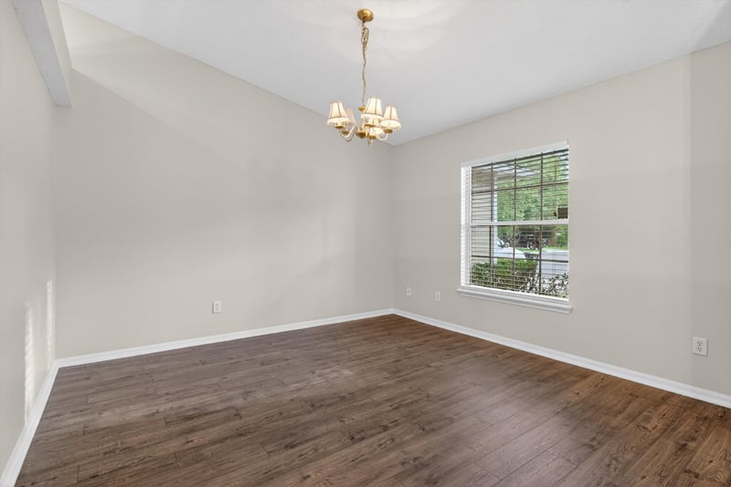 Empty room with carpet and window at 1648 Glen Laurel Dr, Middleburg, FL 32068