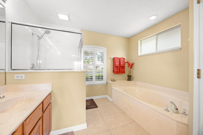 Photo 29 of 10907 Taurina Ridge Dr, Jacksonville, FL 32218, photographed by Megapixeler