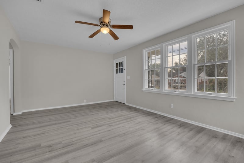 Photo 7 of 1641 Charon Rd, Jacksonville, FL 32205, photographed by Megapixeler