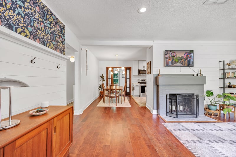 Photo 6 of 1755 Pine Grove Ave, Jacksonville, FL 32205, photographed by Megapixeler