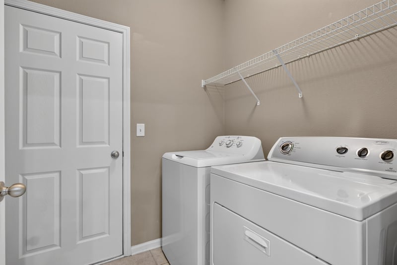 Laundry room with washer and dryer at 13685 Goodson Pl, Jacksonville, FL 32226
