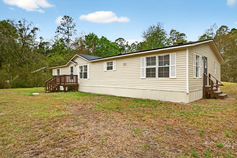 Photo 3 of 2210 Hibiscus Ave, Middleburg, FL 32068, photographed by Megapixeler