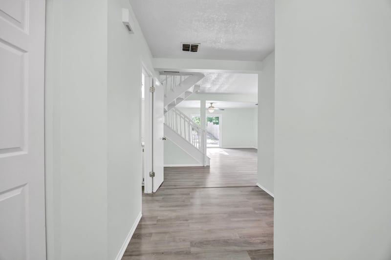 Photo 9 of 3017 Cobblewood Ln E, Jacksonville, FL 32225, photographed by Megapixeler