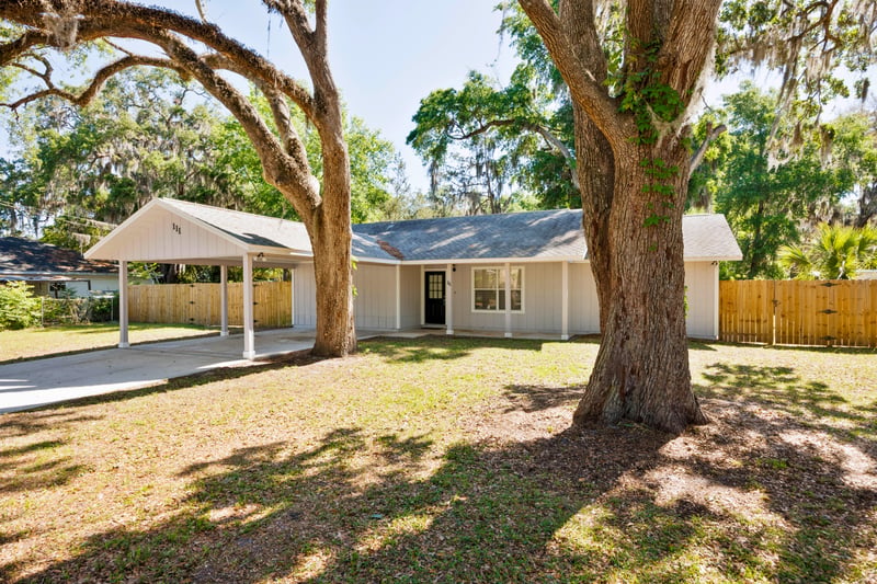 Photo 2 of 111 Husson Ave, Palatka, FL 32177, photographed by Megapixeler