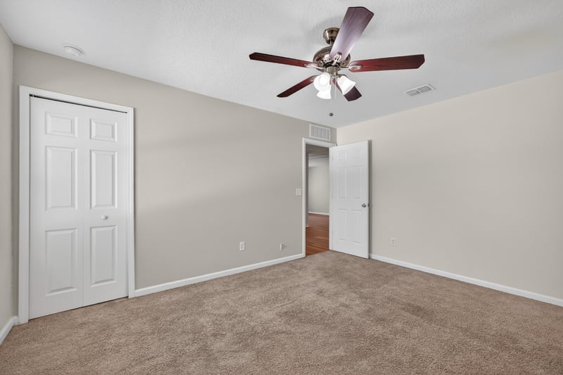 Photo 32 of 5000 Magnolia Valley Dr, Jacksonville, FL 32210, photographed by Megapixeler
