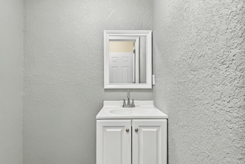 Bathroom vanity close view, photographed by Megapixeler on W 24th St, Jacksonville