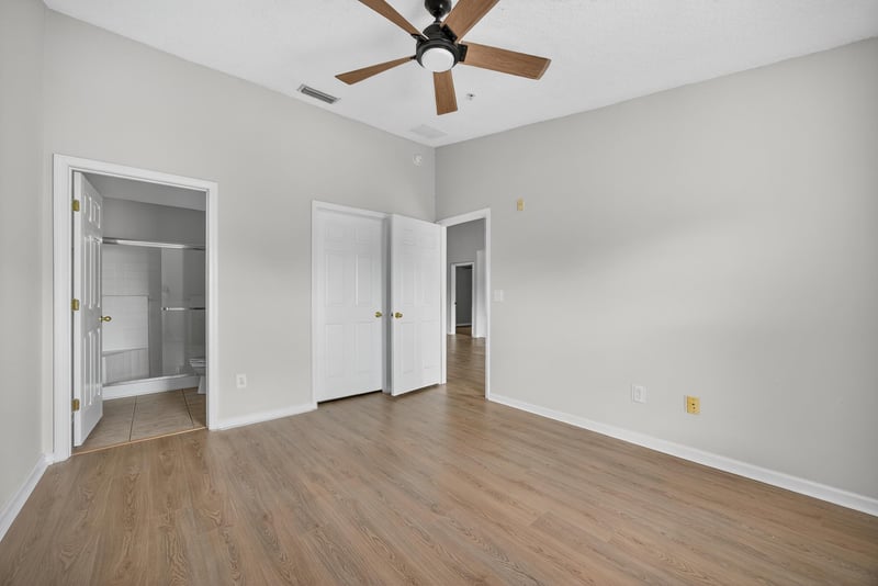 Photo 18 of 7055 Deer Lodge Cir #105, Jacksonville, FL 32256, photographed by Megapixeler