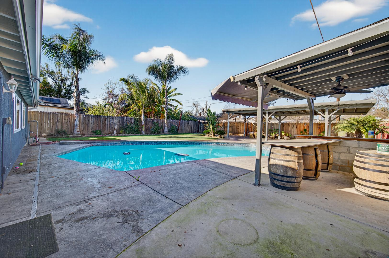 1524 W Fountain Way, photo 48