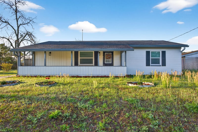 Photo 14 of 8112 Devoe St, Jacksonville, FL 32220, photographed by Megapixeler