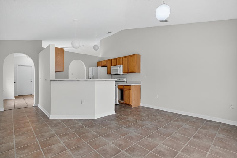 Photo 11 of 2042 Wiley Oaks Ln, Jacksonville, FL 32210, photographed by Megapixeler