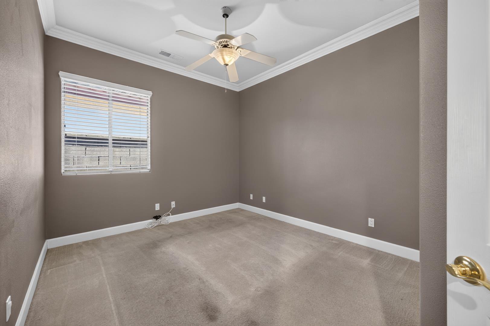 11 W Jordan Ave, photo 54