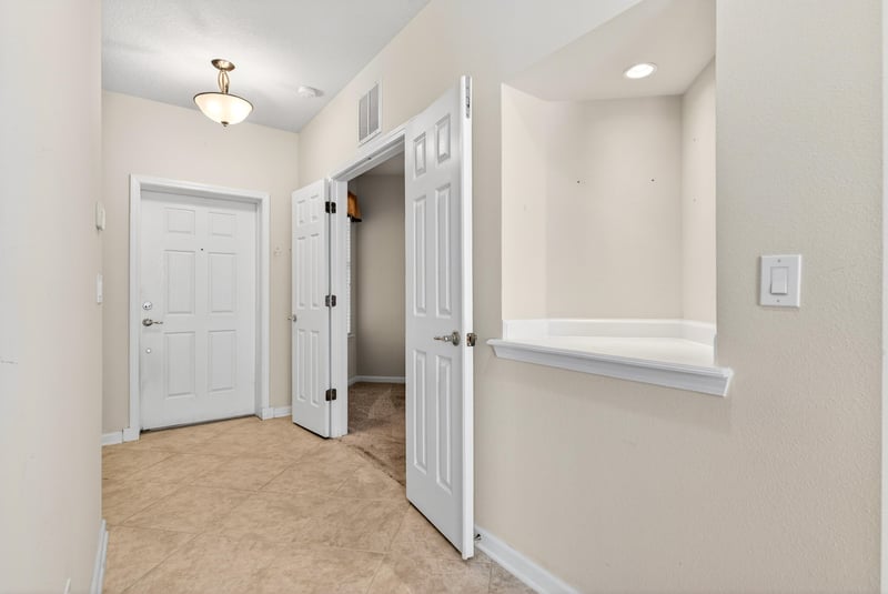 Photo 8 of 8699 Little Swift Cir unit 25g, Jacksonville, FL 32256, photographed by Megapixeler