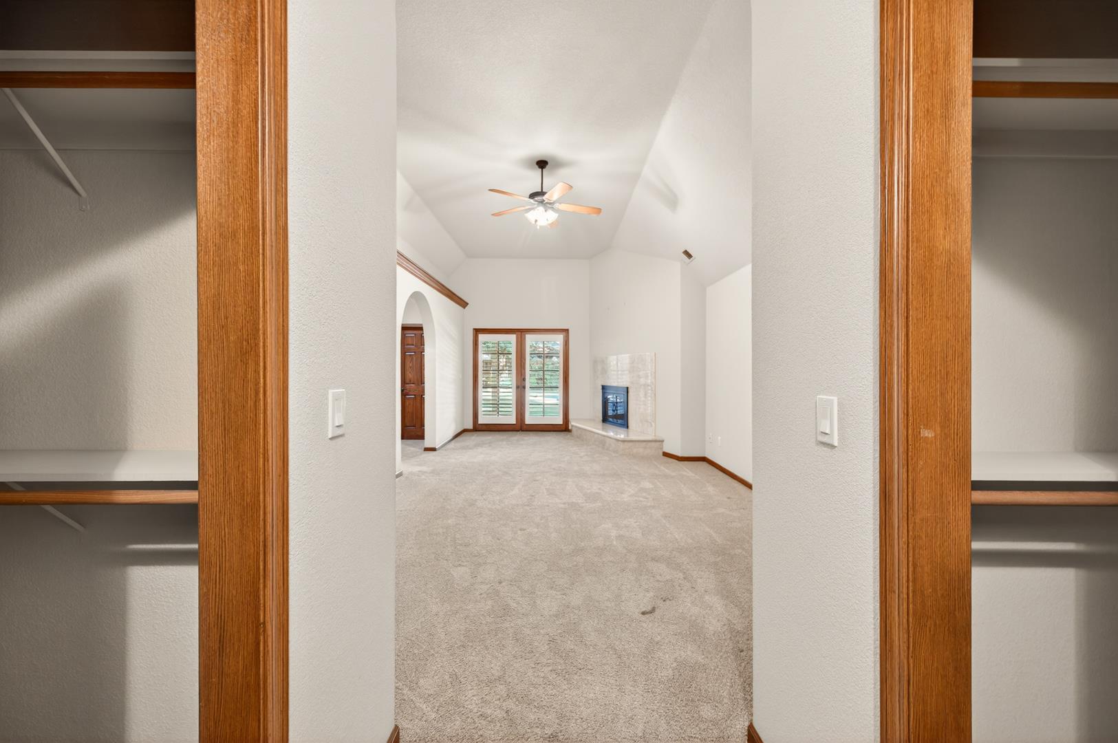 816 E Country View Cir, photo 56