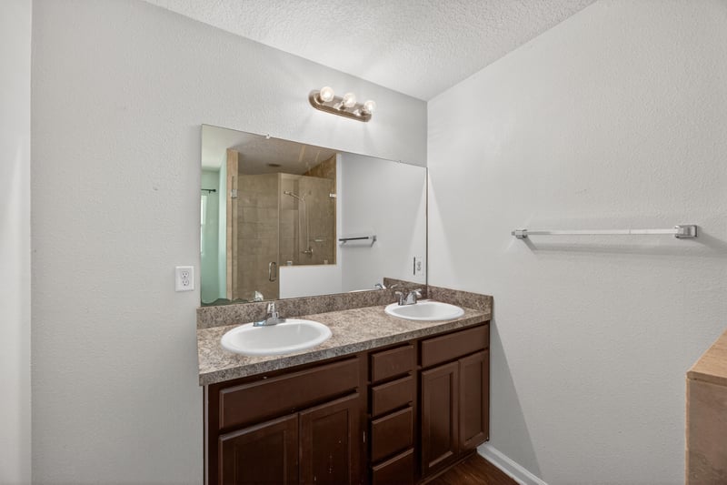 Primary Bathroom at 3029 Bessent Rd, Jacksonville, FL 32218