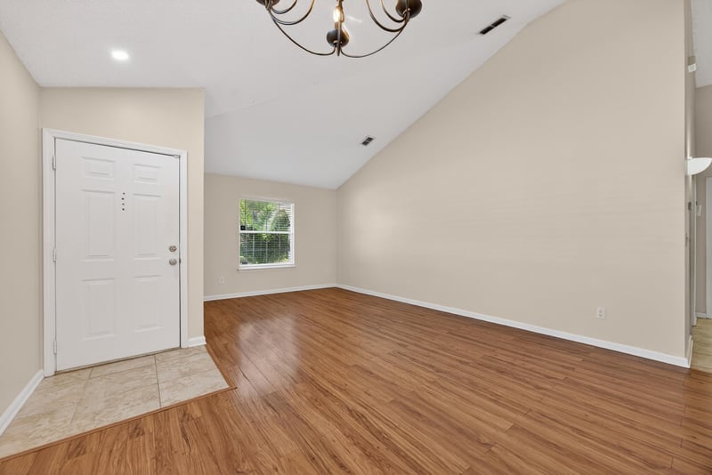 Photo 9 of 10908 Acorn Park Ct, Jacksonville, FL 32218, photographed by Megapixeler