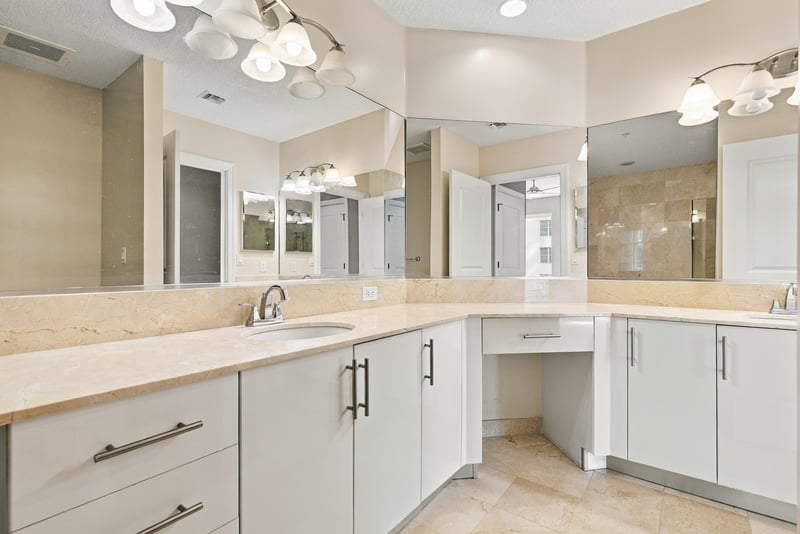 Kitchen with white cabinetry and counters, photographed by Megapixeler on Riverplace Blvd, Jacksonville