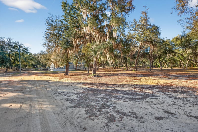 Photo 44 of 5270 Almond Ct, Keystone Heights, FL 32656, photographed by Megapixeler