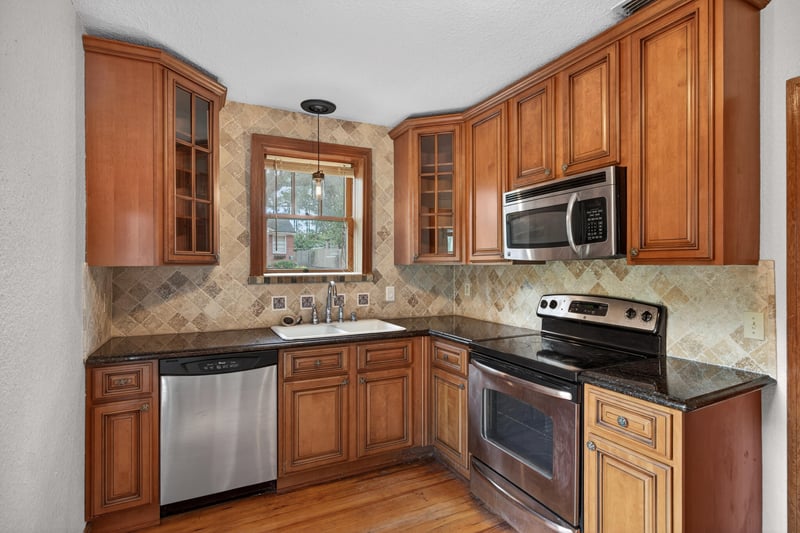 Photo 11 of 3766 Sommers St, Jacksonville, FL 32205, photographed by Megapixeler