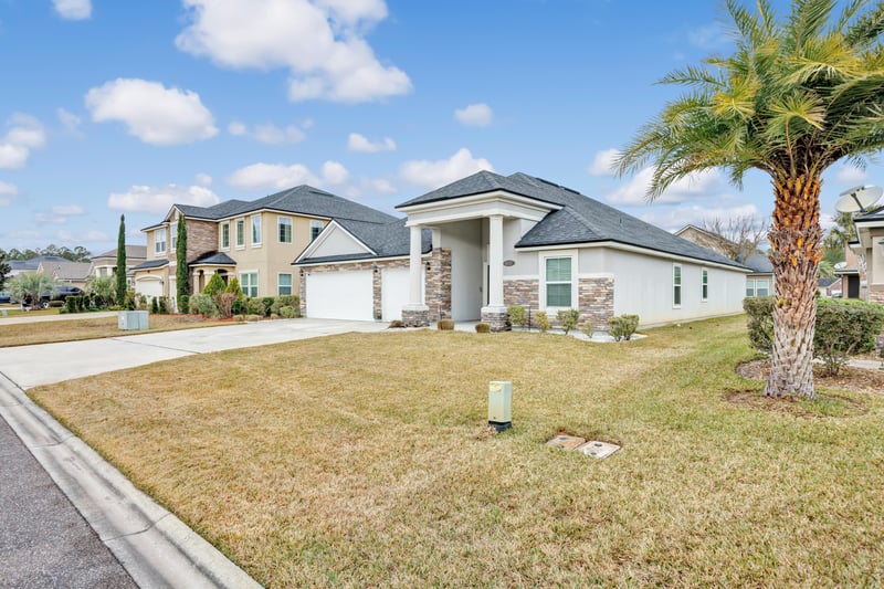 Photo 2 of 4157 Halifax Ln, Orange Park, FL 32065, photographed by Megapixeler