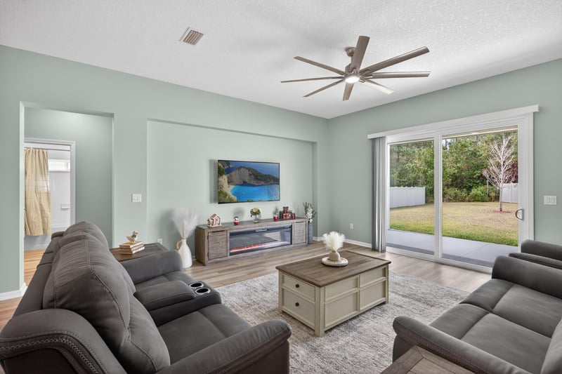 Family Room at 1733 Austin Lk Wy, Middleburg, FL 32068