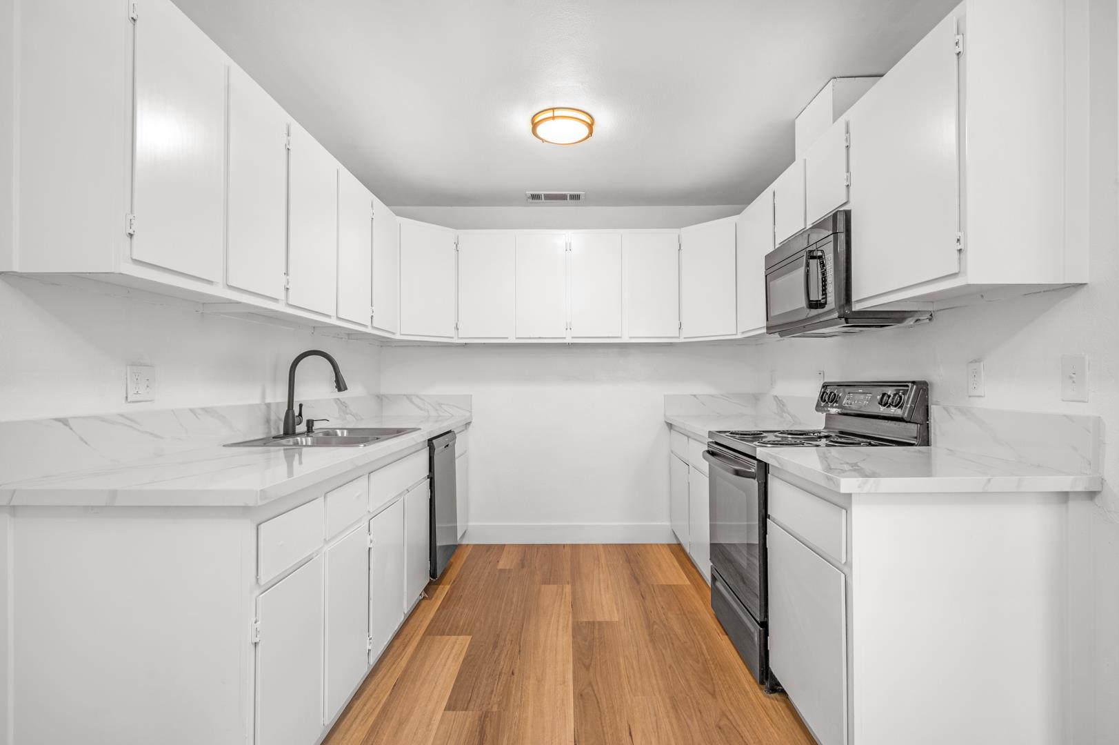 297 E Bullard Ave #124, photo 16