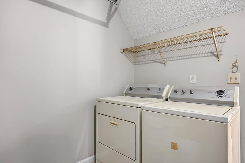Photo 27 of 1460 Ellis Trace Dr W, Jacksonville, FL 32205, photographed by Megapixeler