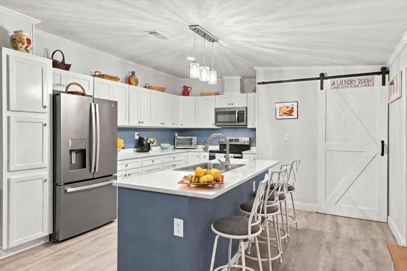 Kitchen with island, photographed by Megapixeler on Secret Cove Rd, Middleburg, FL