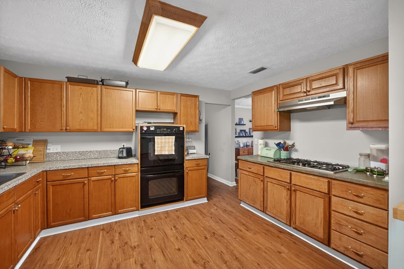 Photo 18 of 580 Arthur Moore Dr, Green Cove Springs, FL 32043, photographed by Megapixeler