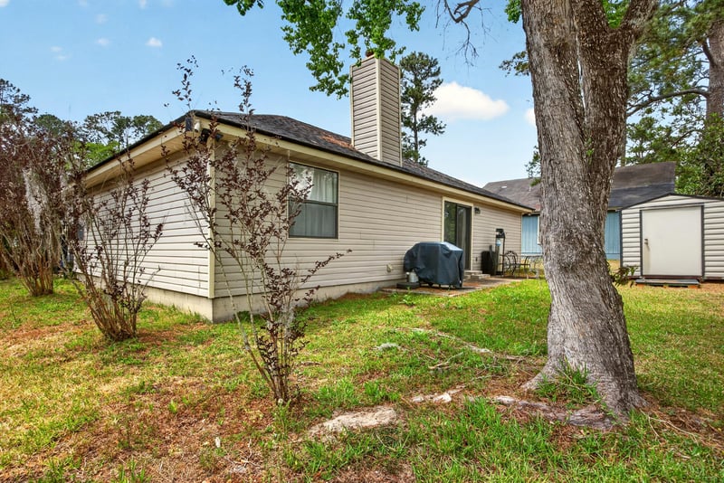 Photo 25 of 8849 Victoria Landing Dr W, Jacksonville, FL 32208, photographed by Megapixeler