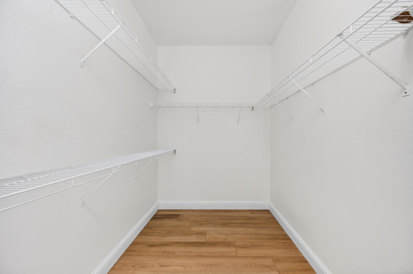 1079 E Monticello Cir, photo 54