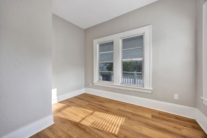 Photo 8 of 1124 E 14th St, Jacksonville, FL 32206, photographed by Megapixeler