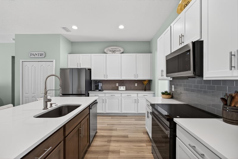 kitchen at 1733 Austin Lk Wy, Middleburg, FL 32068