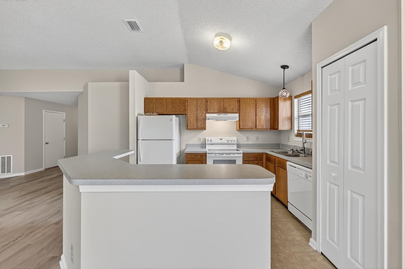 Kitchen at 12119 Cancun Dr, Jacksonville, FL 32225