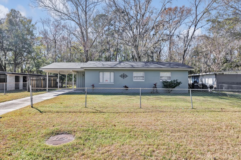 Photo 3 of 858 Le Brun Dr, Jacksonville, FL 32205, photographed by Megapixeler