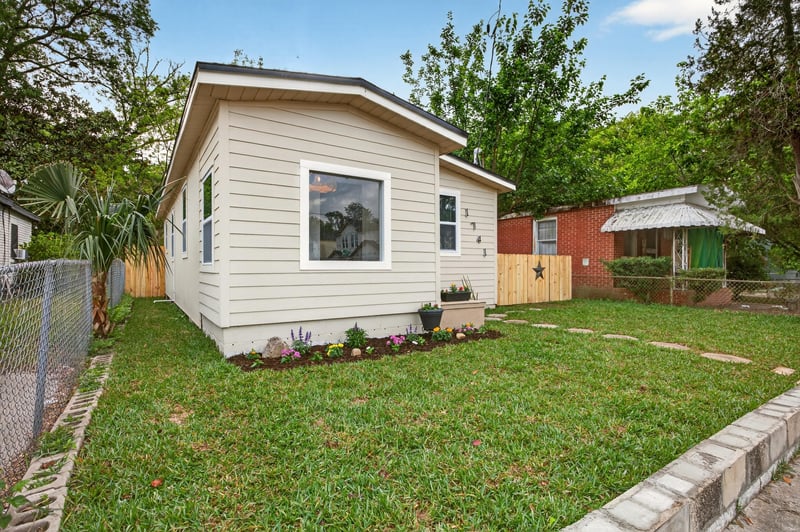 Photo 2 of 1741 Tyler St, Jacksonville, FL 32209, photographed by Megapixeler