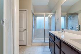 22masterBath
