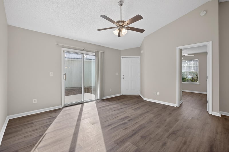 Photo 6 of 1460 Ellis Trace Dr W, Jacksonville, FL 32205, photographed by Megapixeler